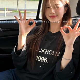 26FW INSHUA穿搭轻松get 28新品 T恤女 亮片字母休闲长袖