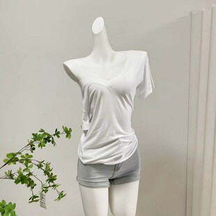夏季宽大V领短袖t恤松薄款纯欲慵懒女亲肤凉感纯色正肩通勤风上衣