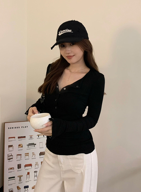 babe soulis2025秋季新款轻奢纯欲风高级感v领长袖上衣女装打底衫
