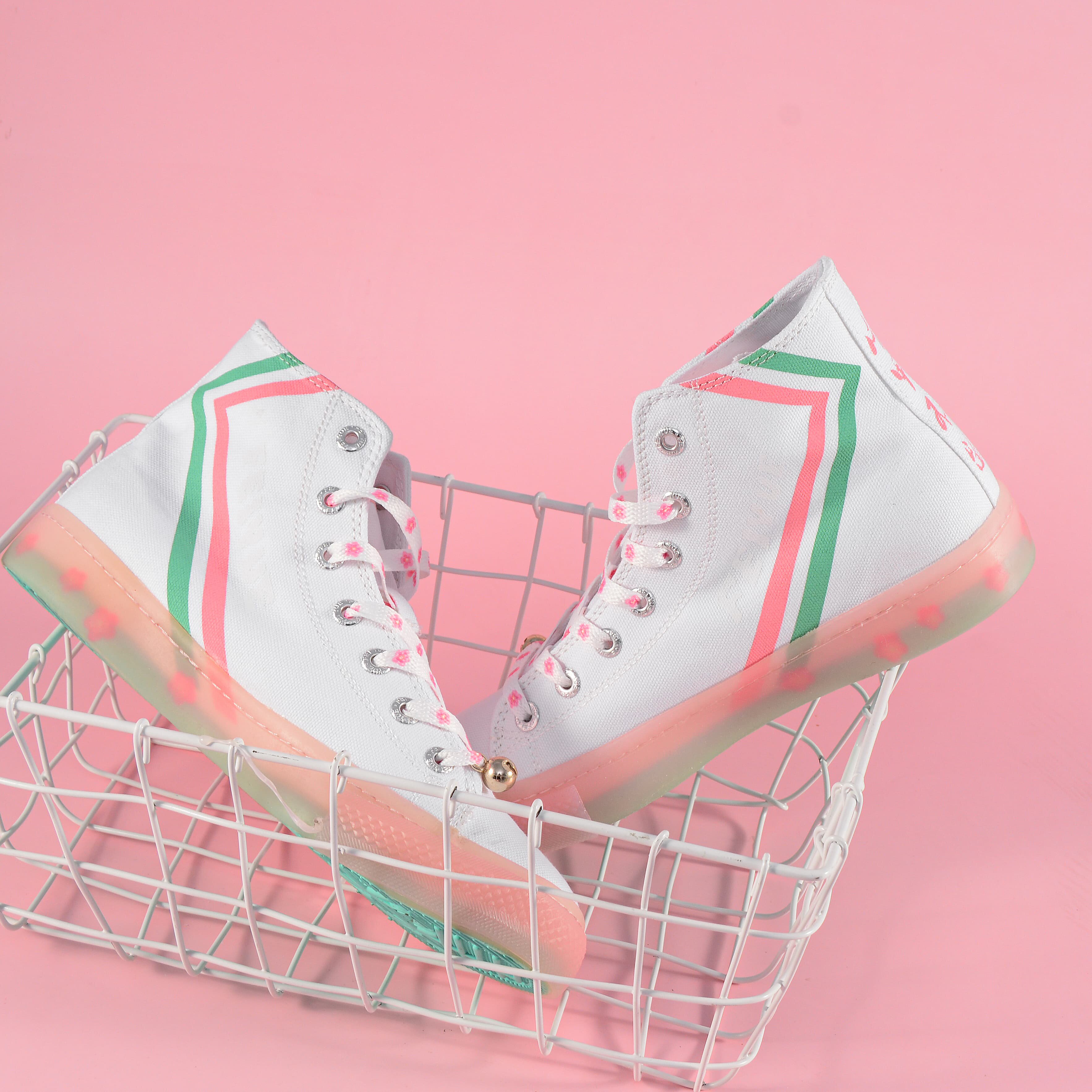 大孚飞跃百妖谱联名款粉红少女感休闲女鞋二次元桃夭帆布鞋0063