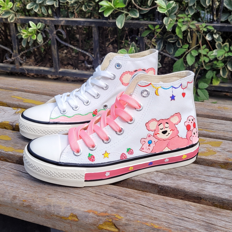 飞跃手绘帆布鞋女2021新款夏季手绘草莓熊高帮帆布鞋潮鞋涂鸦鞋