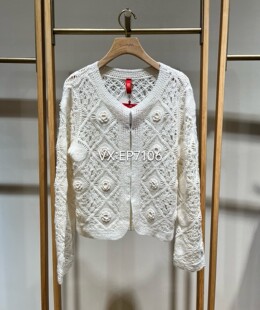 高级系列米色羊毛羊绒圆领镂空肌理针织开衫 6999 EPKPW9127A