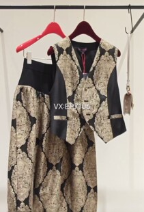 春夏款黑色收腰V领拼接提花国风马甲外套 EGKPS104-3299