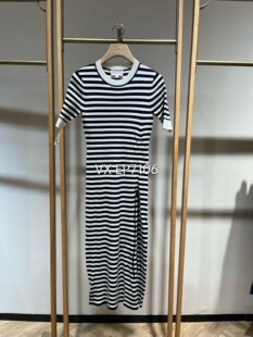 2399 EGJEA9405A 春夏款 黑白撞色条纹抽褶连衣裙