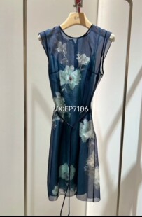 4699 EGKES4102A 藏青色桑蚕丝欧跟纱圆领修身 复古优雅连衣裙