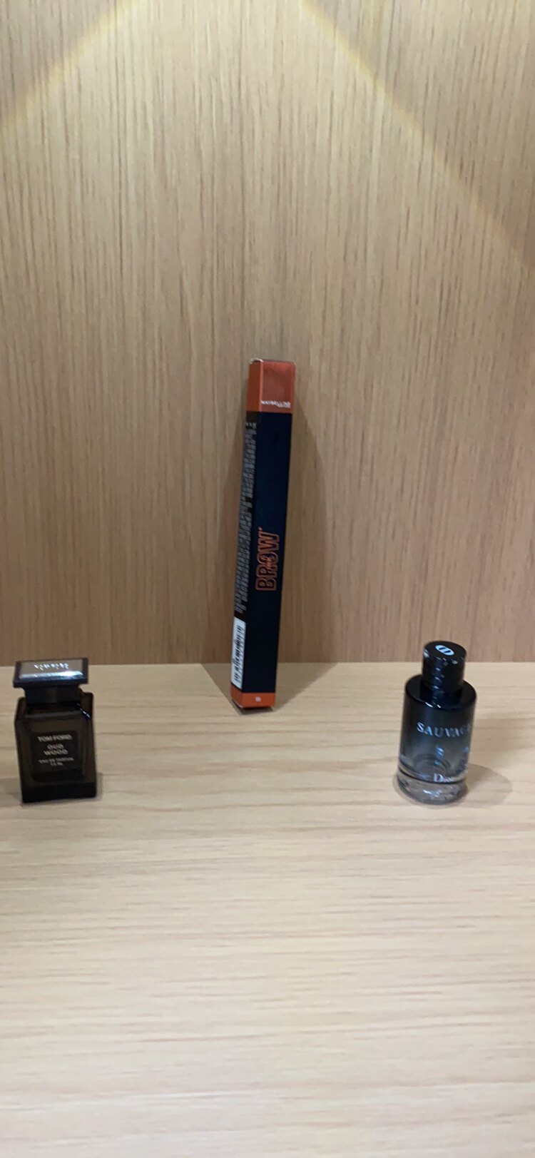 美宝莲双头持色眉笔01灰棕 02摩卡雾棕 03香槟 04黑棕 05橘棕 06
