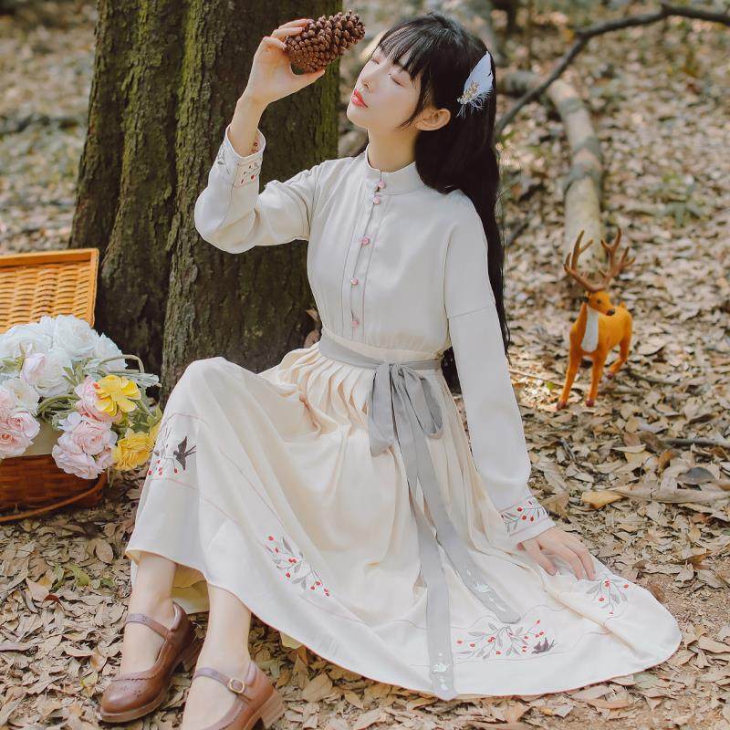 唐装女中国风汉服年轻款改良汉元素套装古风女装日常复古连衣裙子