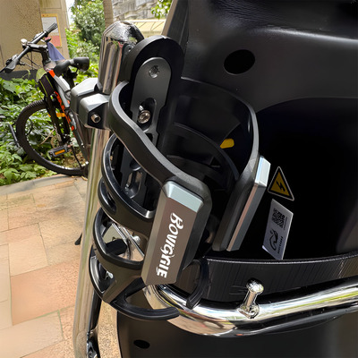 适用三阳巡弋300/180/150 CRUlSYM300 GTS300i改装保险护杠水杯架