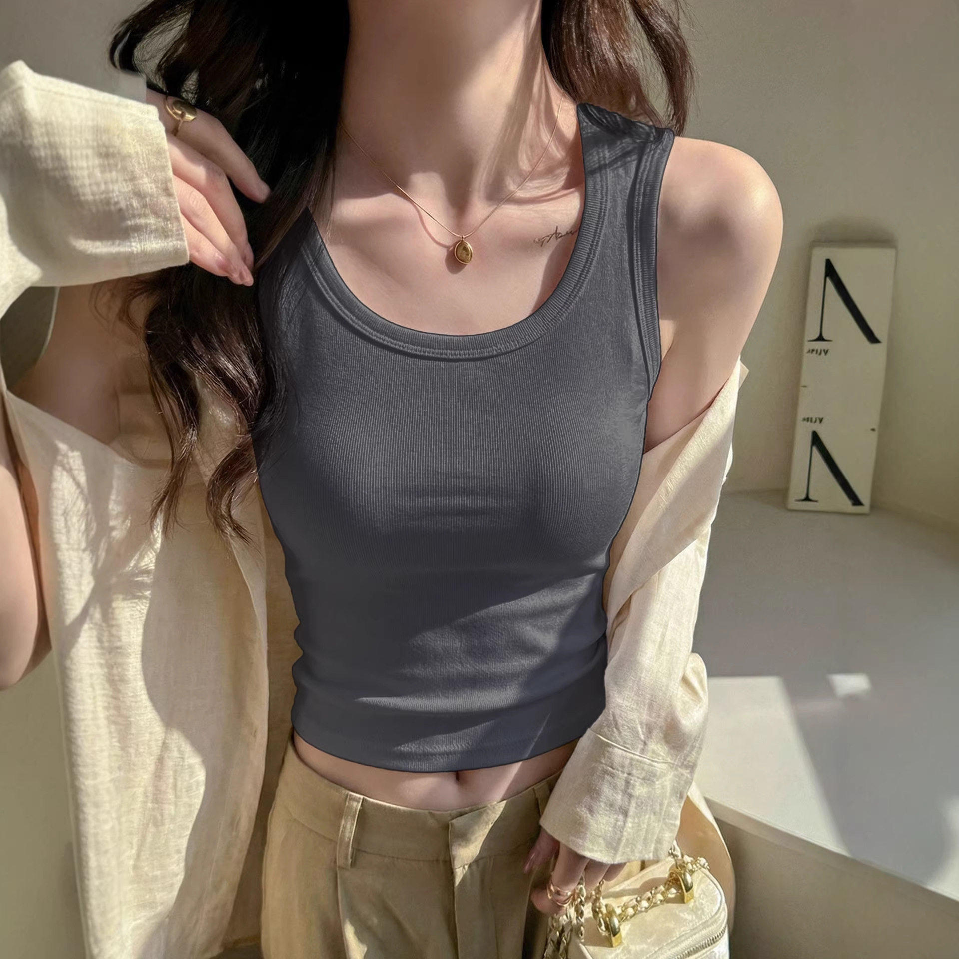 灰色背心女内搭打底春夏季带胸垫工字吊带大码胖mm外穿美背小上衣