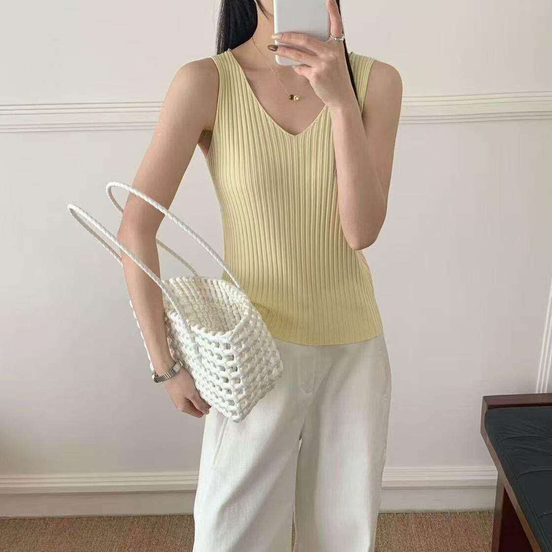 针织背心女外穿春季美背v领内搭小吊带甜辣短款无袖t恤上衣打底衫