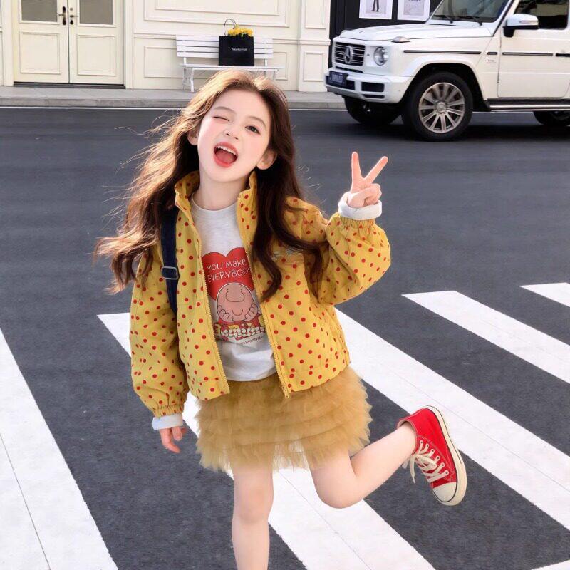女宝黄色波点外套春秋季2026新款儿童洋气拉链夹克衫时髦韩版上衣