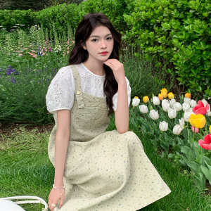 夏季穿搭背带裙2025新款女气质孕妇甜辣工装显瘦碎花吊带裙连衣裙图片