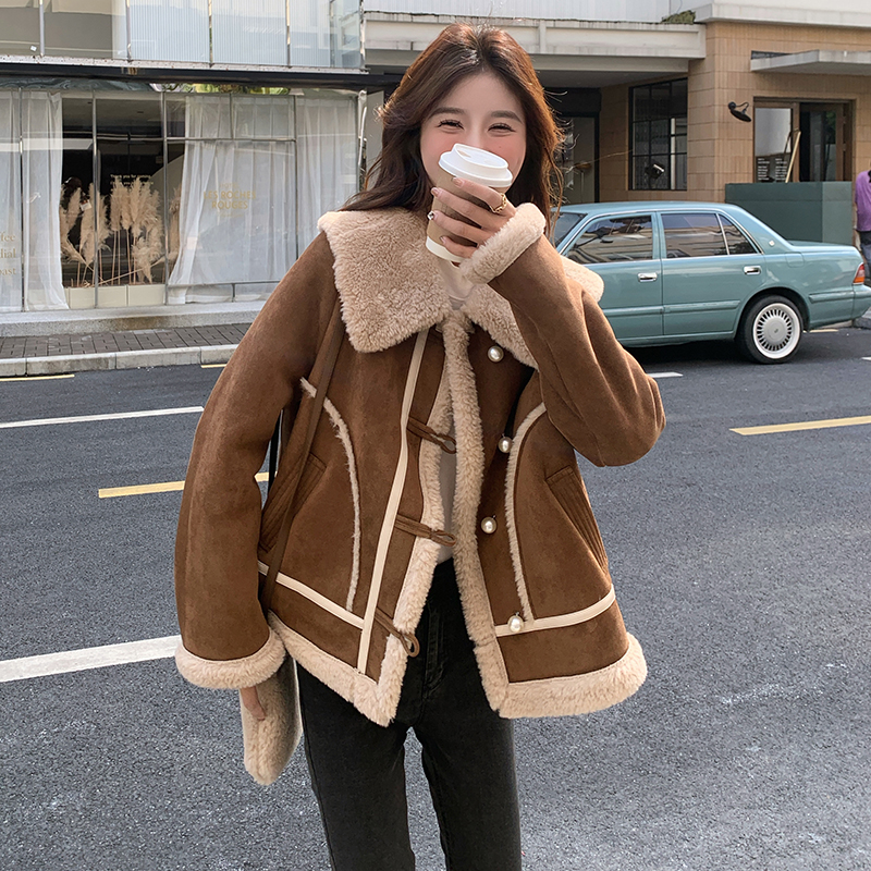 【新款现货】大翻领羊羔毛皮毛一体外套235-2452-P185-控278，女装毛呢外套，金十上