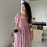 粉色碎花连衣裙女新款夏季一字肩俏皮减龄少女感泡泡袖收腰初恋裙，女装连衣裙，金十上