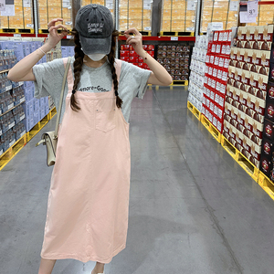 粉色甜美宽松背带裙女装夏季新款小清新学院风设计感显瘦连衣裙子图片