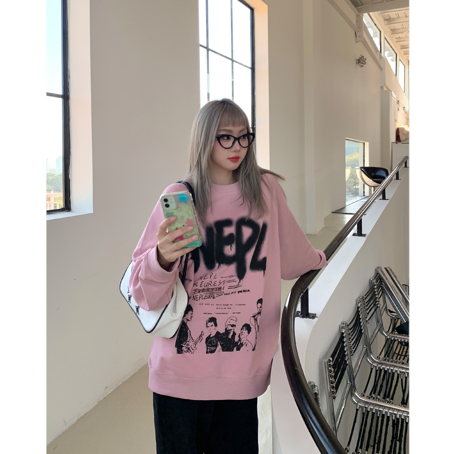 复古涂鸦脏粉色卫衣女春秋款ins