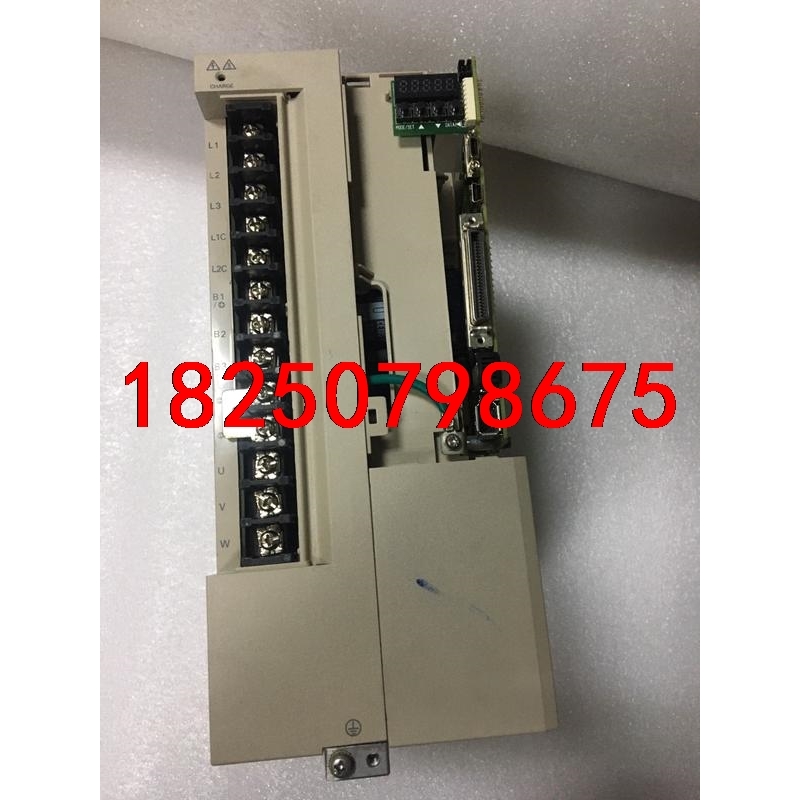 SGD7S-330A00A安川七系五千瓦伺服驱动器 拆机功能议价