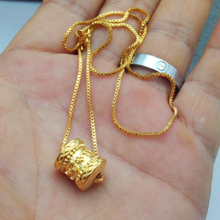 生日礼物镀黄金路路通转运珠项链女沙金短锁骨链欧币六字真言吊坠
