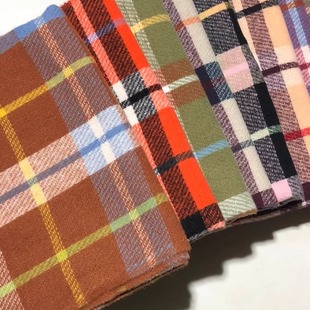 K607仿羊绒格子围巾男女秋冬韩版 64含流苏 格子围巾披肩围巾195