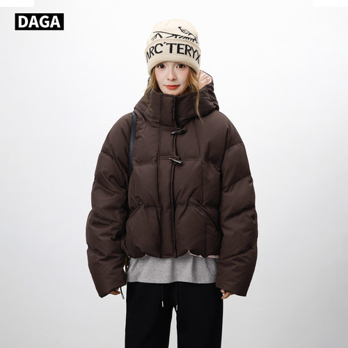 DAGA韩版休闲牛角扣短款羽绒服女