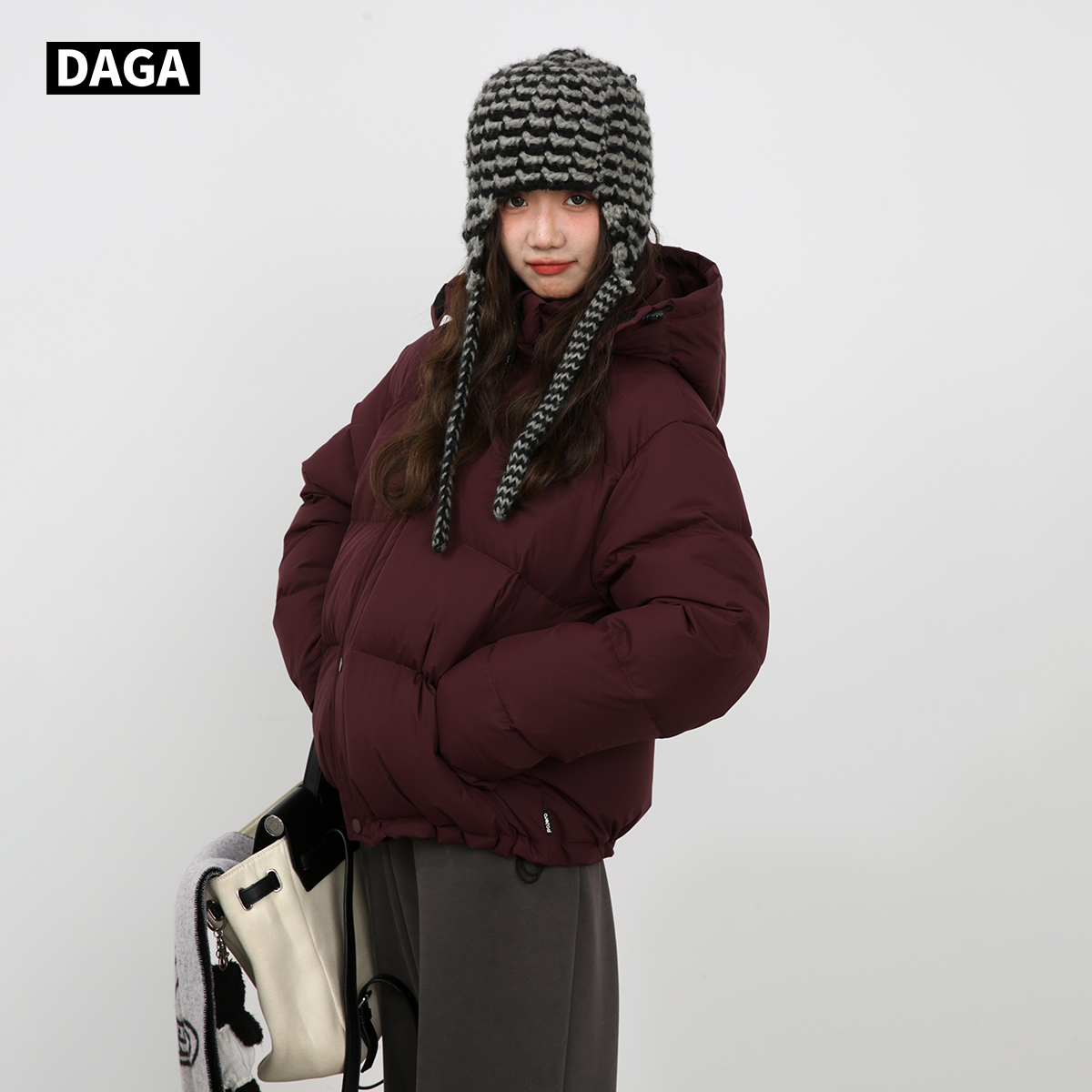 DAGA韩版宽松90白鸭绒连帽羽绒服
