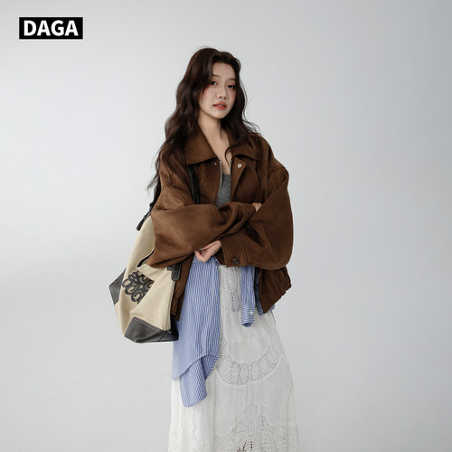 DAGA韩版短款蝙蝠袖麂皮绒外套女