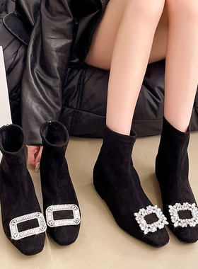 小码31 32 33水钻绒面方扣短靴女黑色百搭方头平底大码41马丁靴43