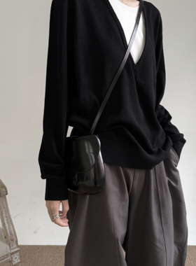 TAI胎。黑白假两件 暗黑风休闲简约气质针织毛衣宽松显瘦打底