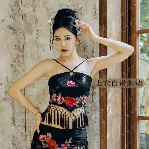Layleeshow绣花刺桐瓷与海上衣