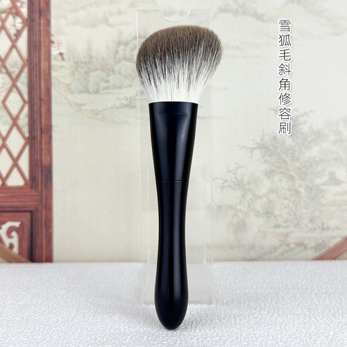 Тени для контуринга, большая мягкая кисть, коррекция силуэта