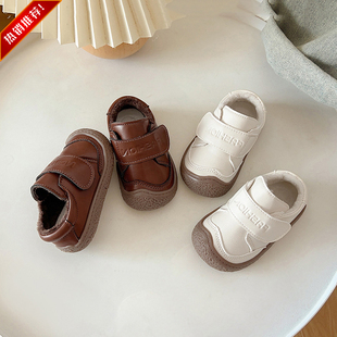 防撞宝宝童鞋子女款1到3岁加棉婴幼儿小皮鞋男孩纯色百搭软底棉鞋