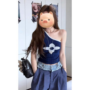 辣妹無袖 法式 上衣 修身 爆款 不規則斜肩針織背心女夏季 外穿2025新款