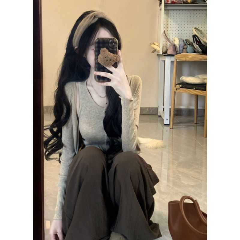 早秋针织开衫叠穿吊带上衣两件套