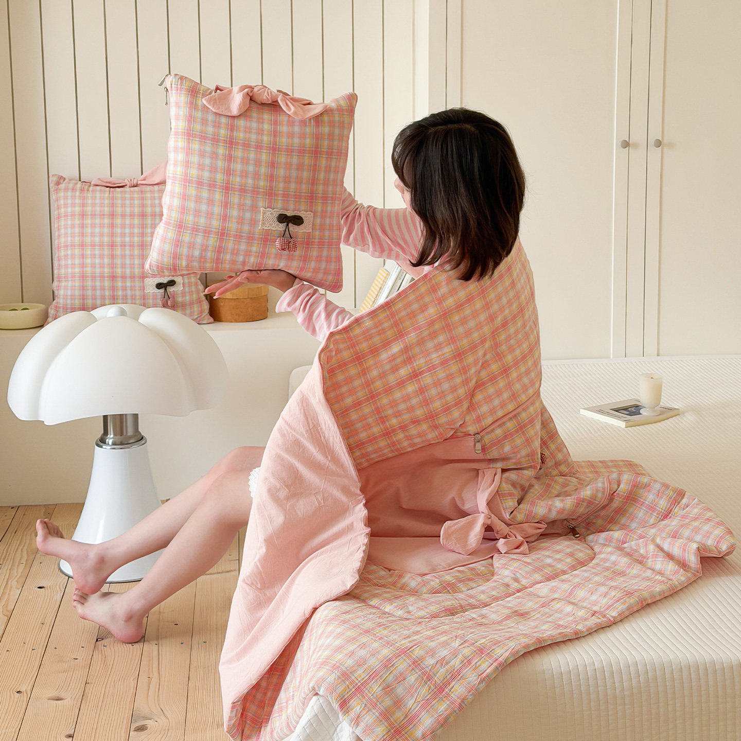 全棉抱枕车用被子两用2026新款枕头被二合一办公室午睡毯沙发靠枕