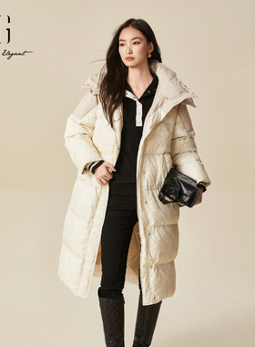 XG雪歌2024冬季新款简约米白色长款连帽保暖羽绒服女XJ406084B351