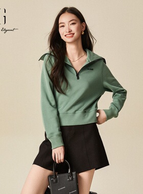 XG雪歌2024冬季新款字母标签设计短款长袖套头卫衣女XJ401067A541