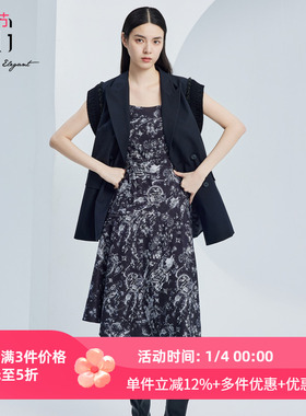 XG/雪歌25年秋季新款宽松显瘦无袖吊带碎花连衣裙女XJ304007B297