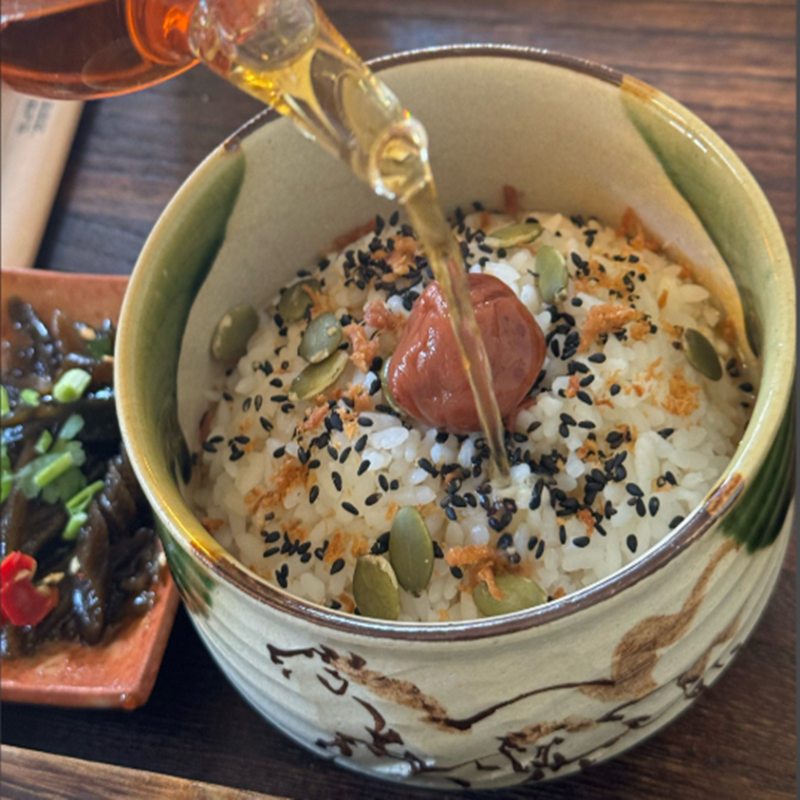 现货日本进口食品男梅茶渍梅干味茶泡饭日式海苔拌饭料袋装