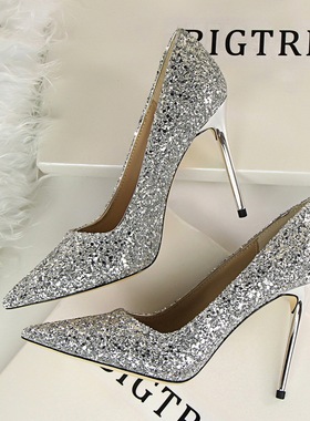 水晶鞋金色婚鞋新娘大码银色高跟鞋细跟尖头亮片单鞋女