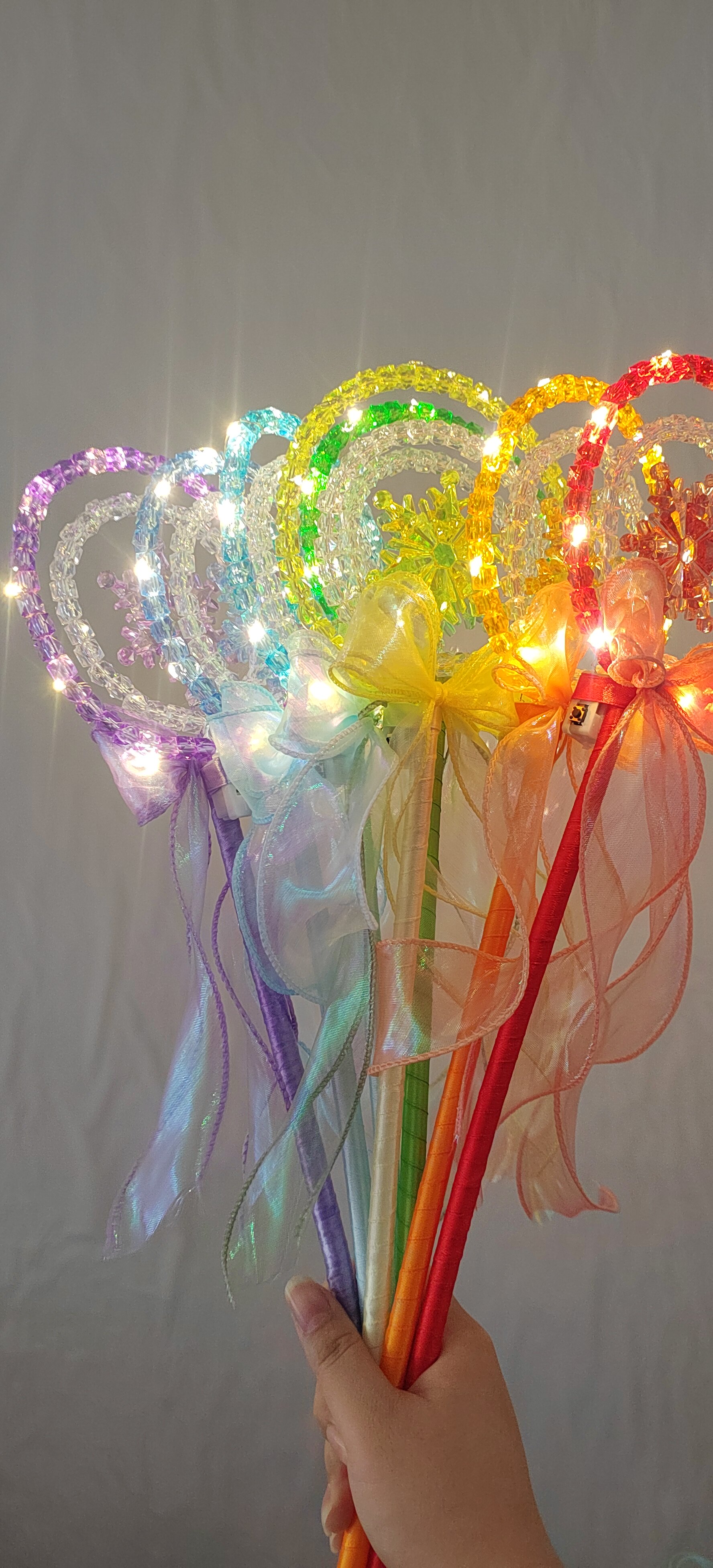 成品儿童节发光玩具礼物女孩串珠公主七色彩虹魔法棒七仙女魔法棒