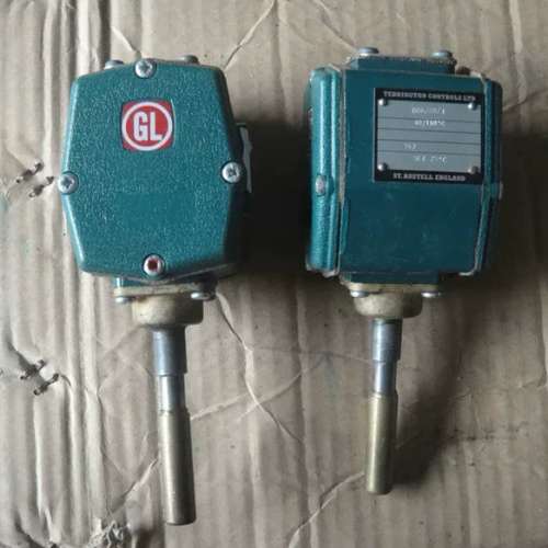 温度感测器 D8G/S8/1 ST.AUSTELL ENGLAND 40/110℃