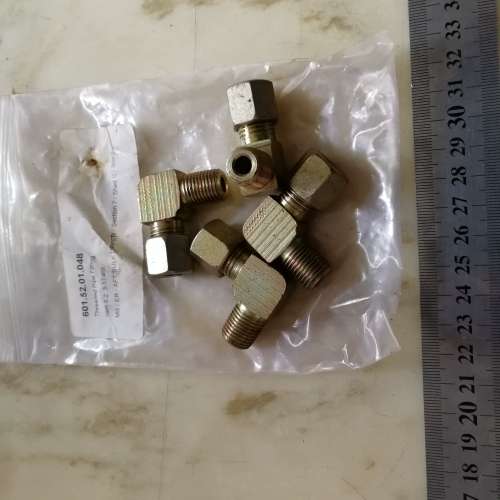 管接头 601.52.01.048 ITEM 8.2 3-17468 4 PCS