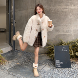 白色牛角扣羊羔毛绒外套女2024新款冬季高级感加厚皮毛一体棉衣潮，女装短外套，浙宝173