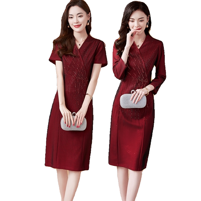 酒红色连衣裙中国风礼服大码显瘦