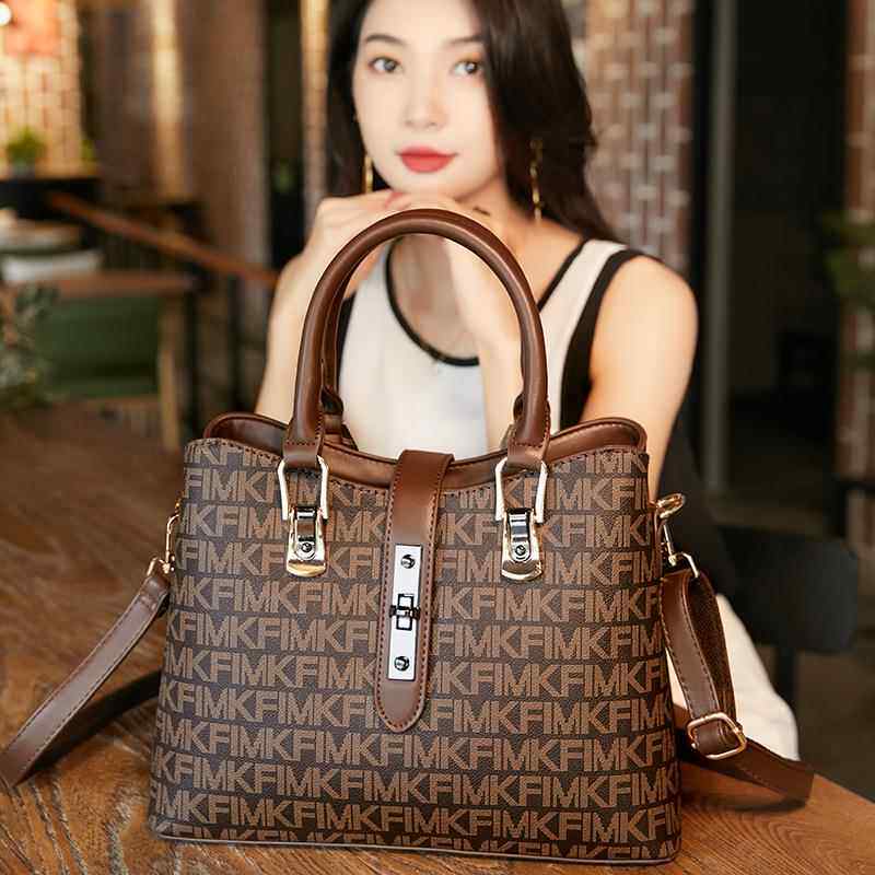 潮牌韩版女包大容量真皮手提包牛皮单肩包斜挎包手拿新款大包女