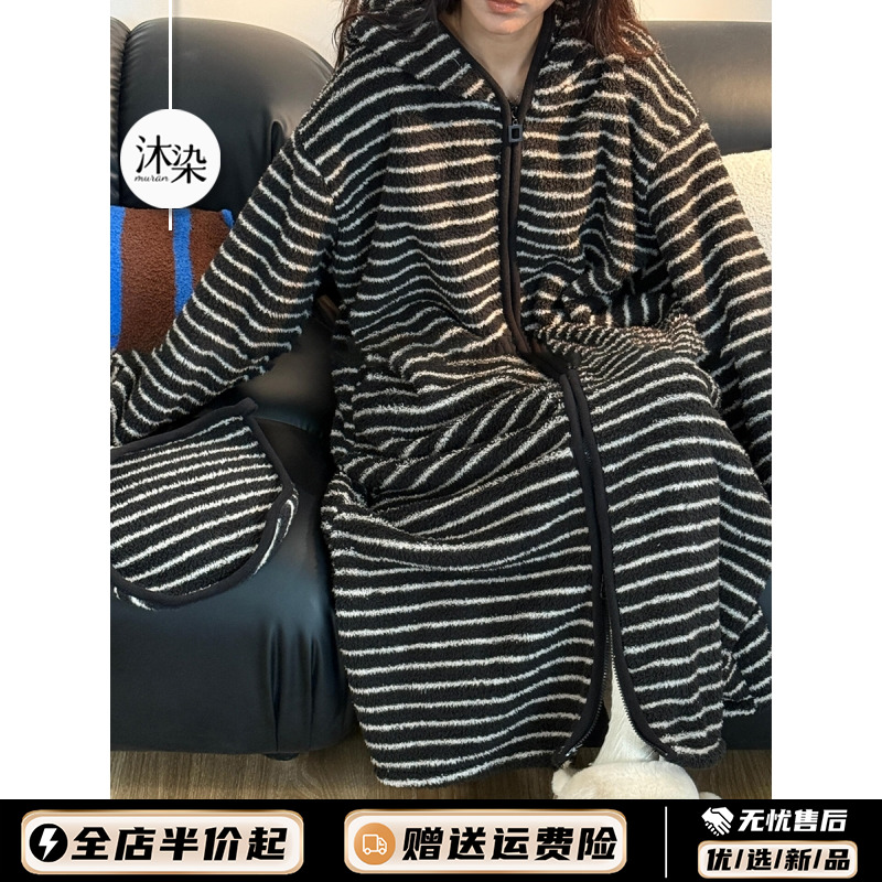 女士宽松大码条纹珊瑚绒睡袍浴袍