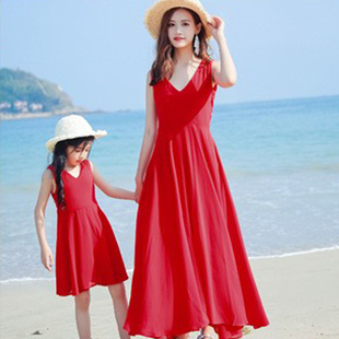 新款 气质三亚旅游度假红色亲子装 连衣裙2024夏装 海边母女装 沙滩裙