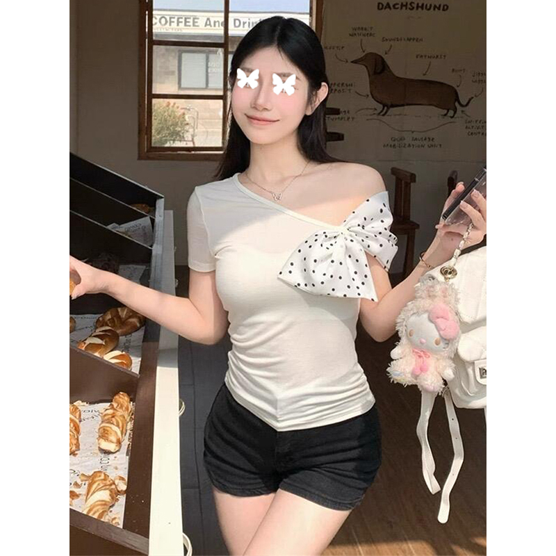 TYST法式波点蝴蝶结斜肩短袖T恤女夏季辣妹设计感修身显瘦上衣ins