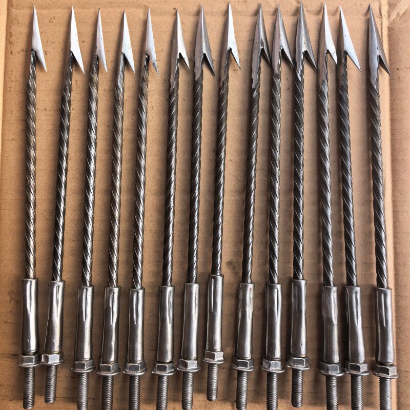 新款纯手工鱼叉桩芯钢高硬度鱼叉大倒刺锋利弹簧钢锻造8mm螺丝