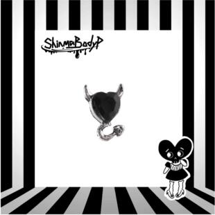 Shinma 暗黑哥特爱心黑色万圣节恐怖可爱亚比耳钉唇钉 小魅魔